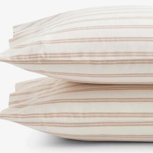 The Company Store Classic Cotton Percale Pillowcase Set King in Gold Stripe. NWT